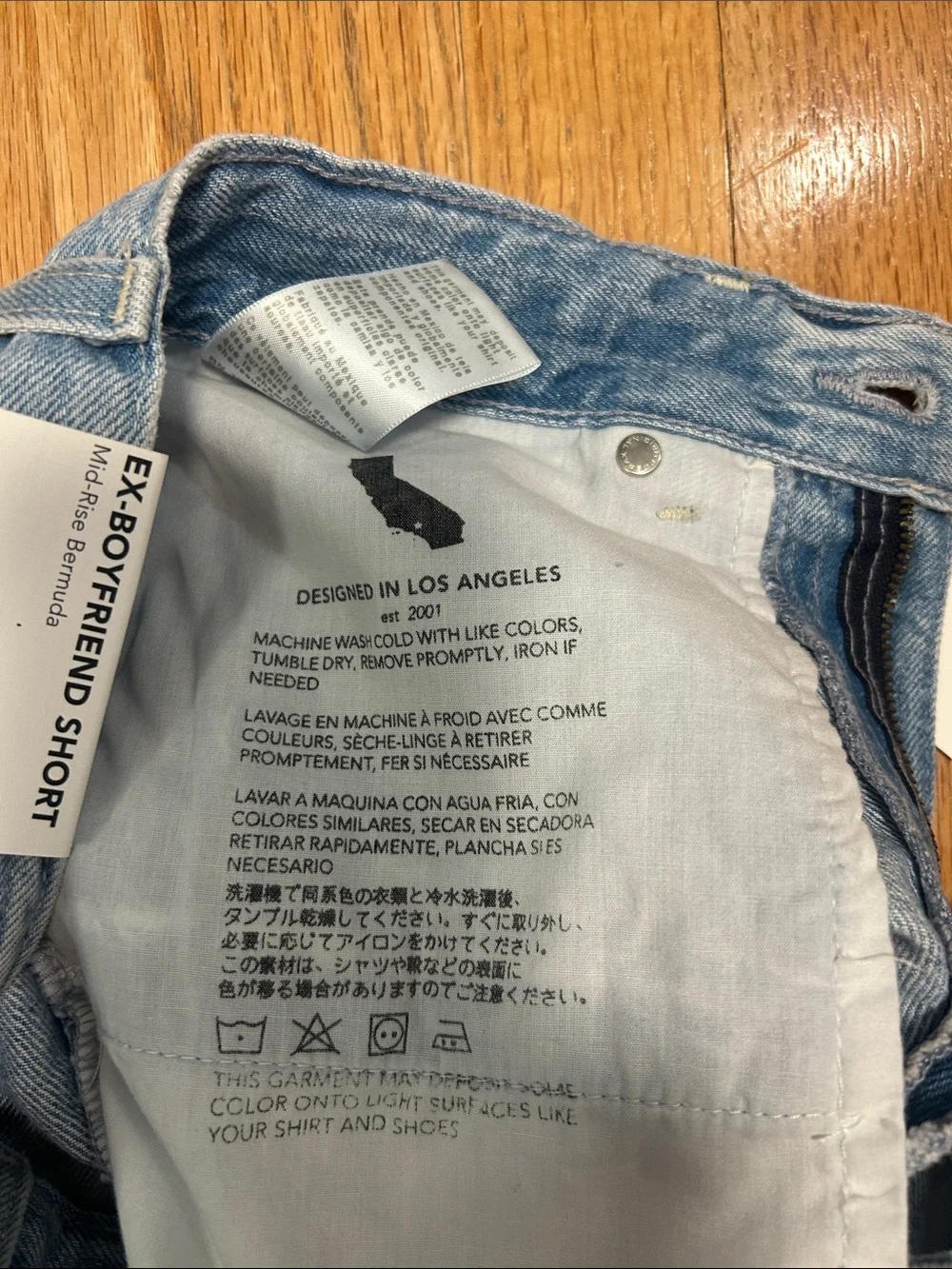 AG Adriano Goldschmied Light Blue Distressed Denim Shorts mid rise Bermuda ex bf